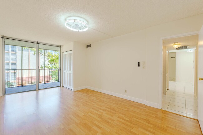 Building Photo - 801 Three Islands Boulevard