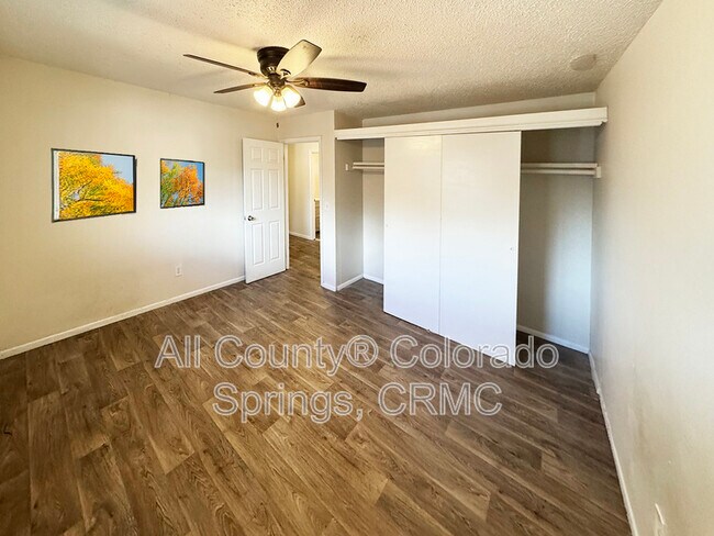 Building Photo - 2119 Preuss Rd