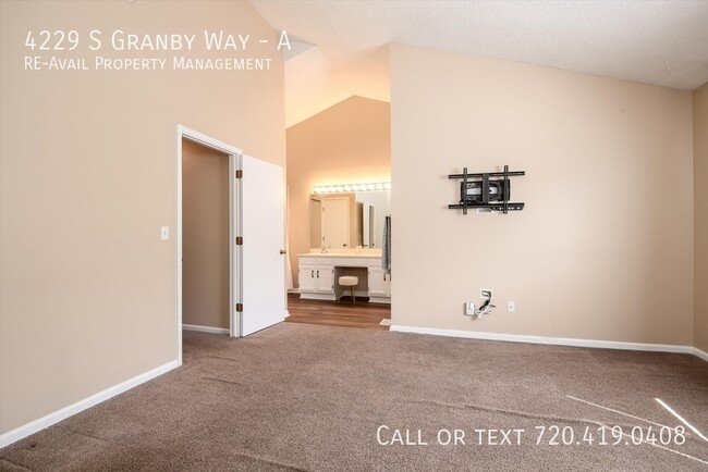 Building Photo - 4229 S Granby Way