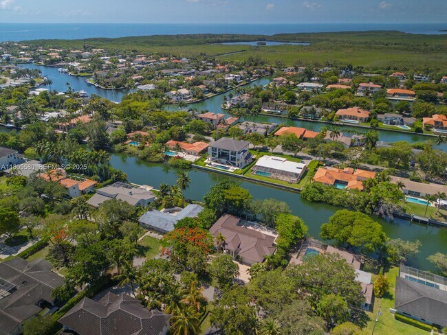 Building Photo - 1442 Coruna Ave