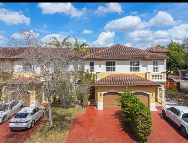 Building Photo - 14055 SW 51st Ln