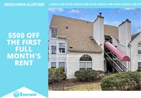 Building Photo - 1011 Fallcrest Ct