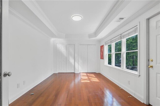 Building Photo - 2740 Stonehill Way