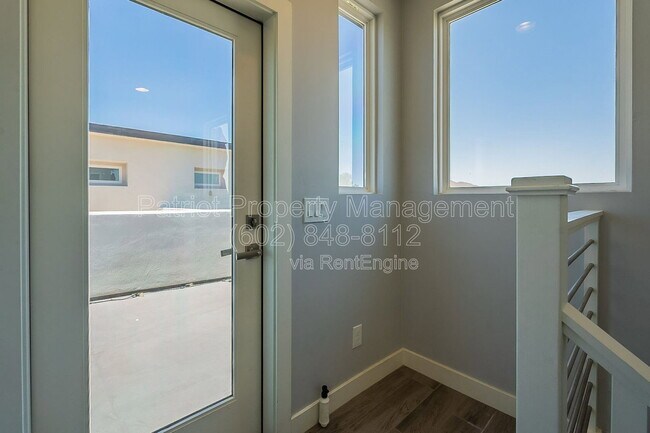 Building Photo - 6850 E McDowell Rd