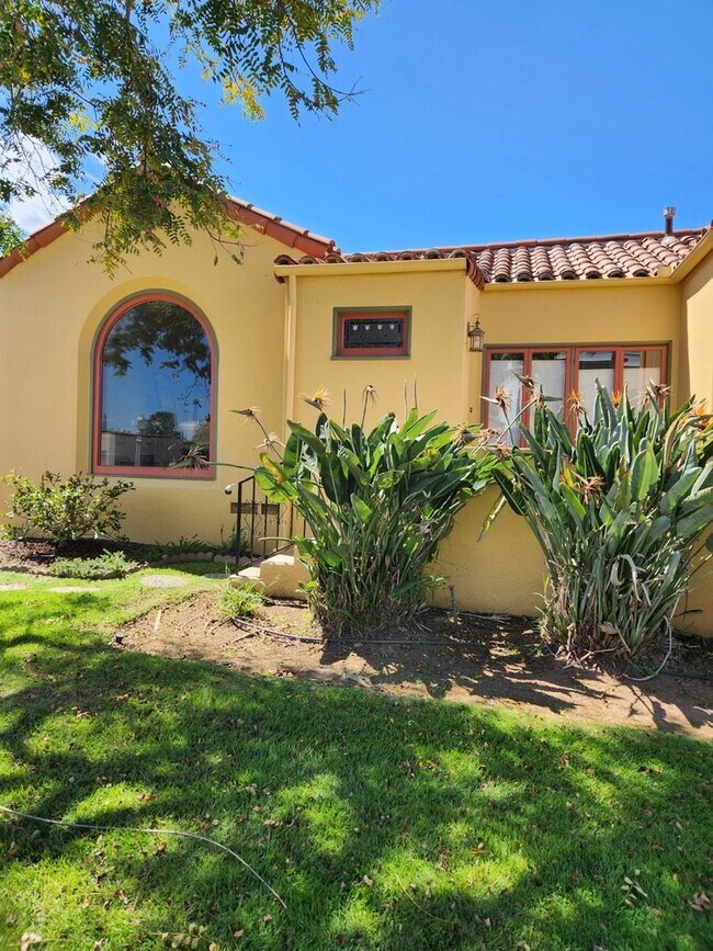 Building Photo - Furnished Room For Rent- Talmadge Dr./ Kensington