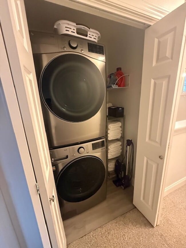 Building Photo - Josephine crossing 4 bedroom cottage