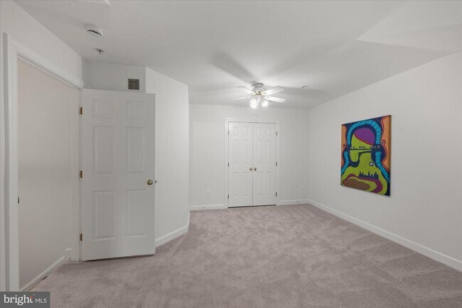 Building Photo - 5015 Waple Ln