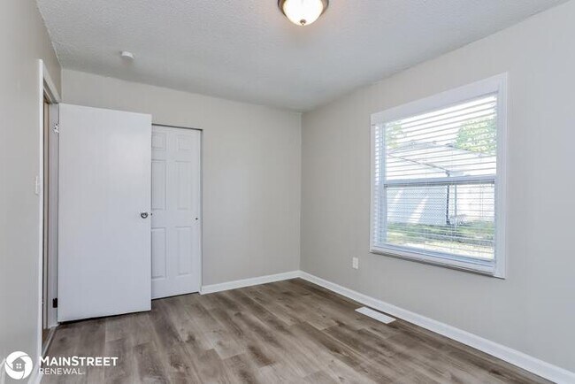 Building Photo - 23 JAMESTOWN DR, ST PETERS, MO 63376