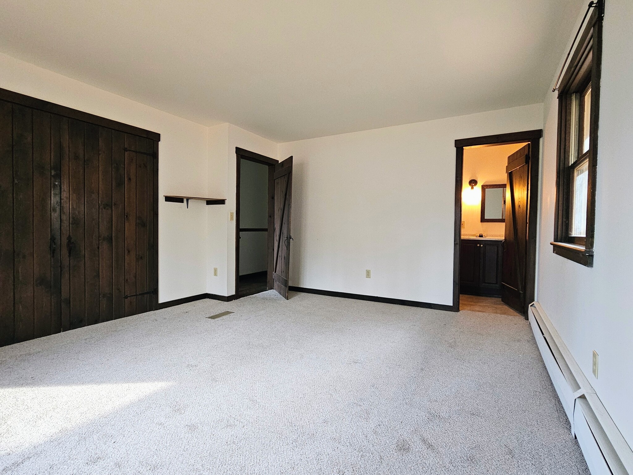 Building Photo - 135 Fraelich Rd