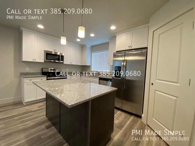 Building Photo - 1029 E 1020 S