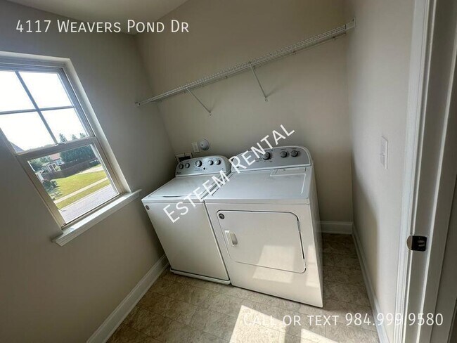 Building Photo - 4117 Weavers Pond Dr