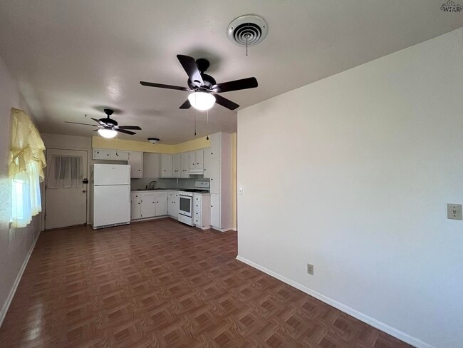 Building Photo - 4723 N Shore Dr