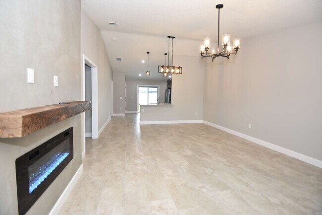 Building Photo - 86 Laramie Dr