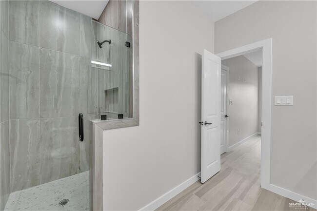 Building Photo - 24 N 25th St