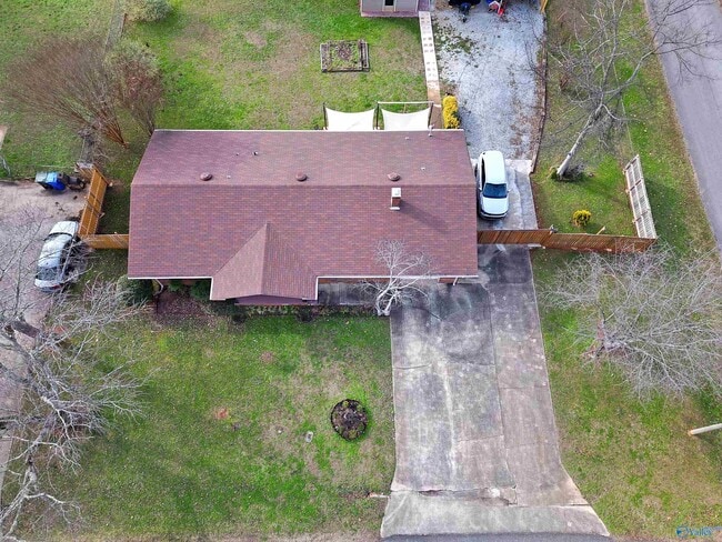 Building Photo - 1409 N Houston St