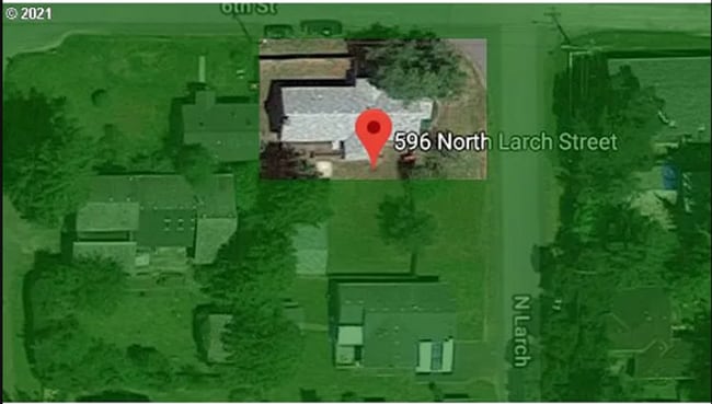 Building Photo - Beautiful 4 Bed, 3 Bath Walking Distance to the Beach!!!