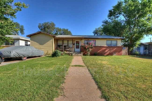 Primary Photo - 5004 40th St