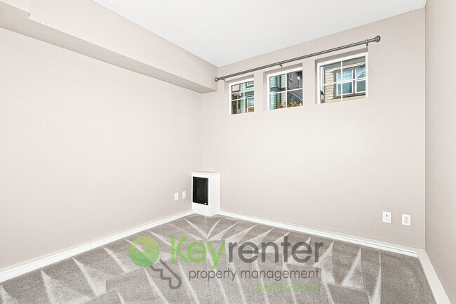 Building Photo - 7116 27th Ave SW