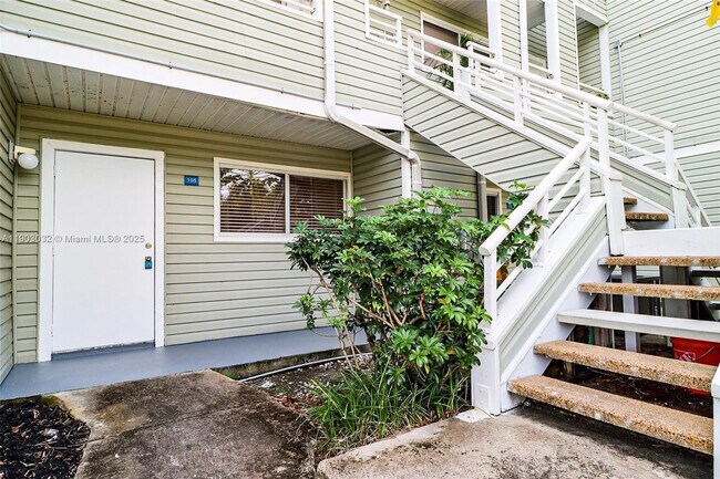 Building Photo - 3453 NW 44th St