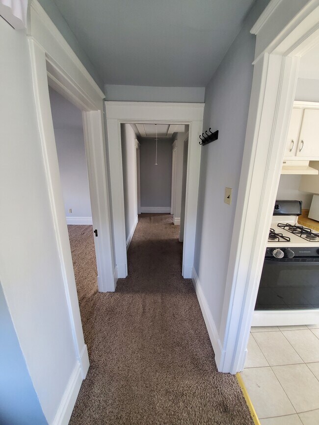 Building Photo - 745 Bosler Ave