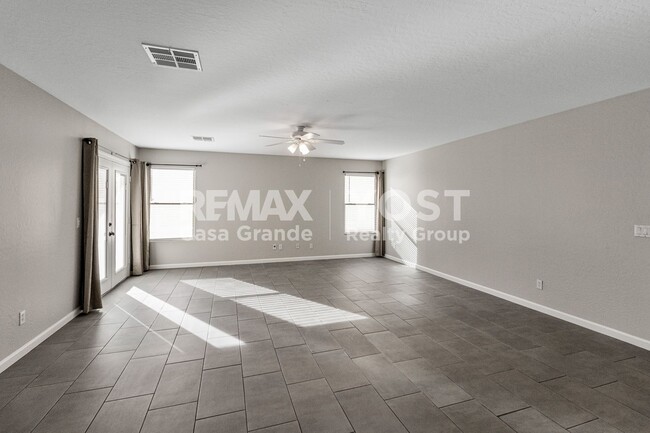 Building Photo - Charming 3 bedroom home in Highland Manor