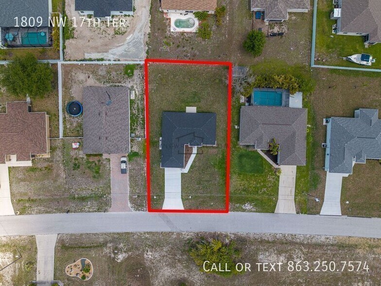 Building Photo - 1809 NW 17th Terrace