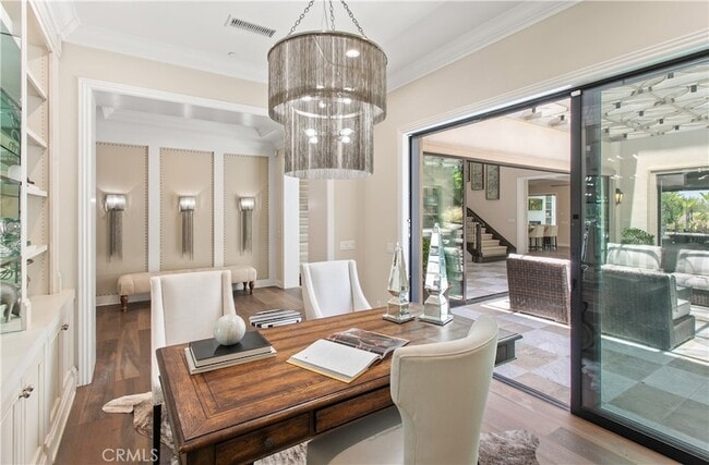 Building Photo - 121 Amber Sky