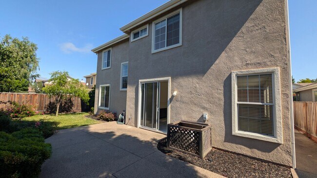 Building Photo - 4-Bedroom Danville Home in Quiet Cul-De-Sac | Prime Tassajara Location Top Schools