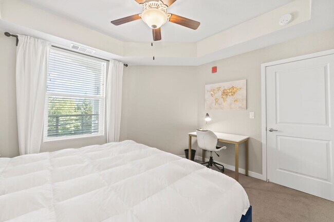 Building Photo - 375 Harbour Cove Dr
