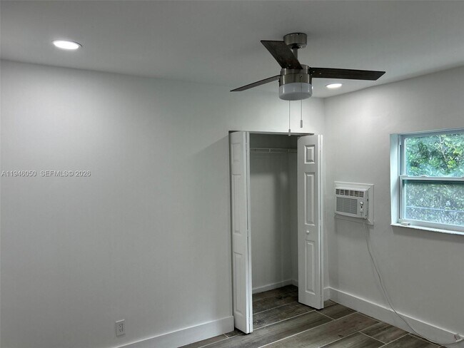 Building Photo - 261 NW 49th St