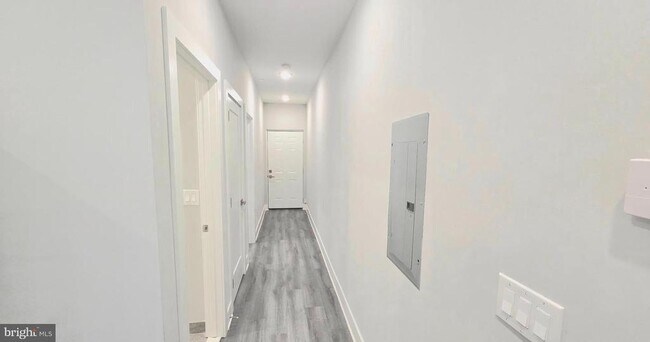 Building Photo - 5233 Chancellor St