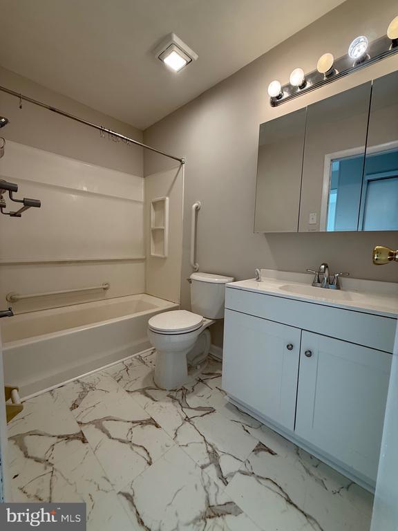 Building Photo - 162 Willow Turn