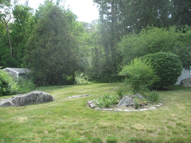 Building Photo - 314 Conant Rd