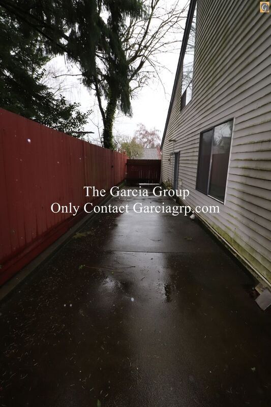 Building Photo - 10347 NW Alpenglow Way