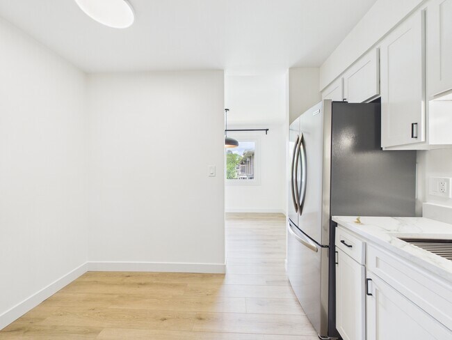 Building Photo - 4525 Blackhawk Ln