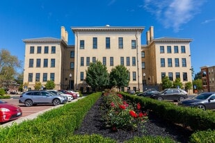 Building Photo - The Barrett