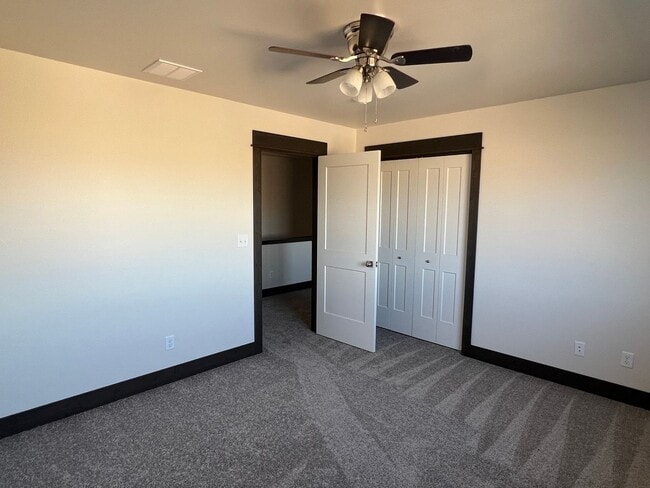 Building Photo - 2021 Windjammer Wy