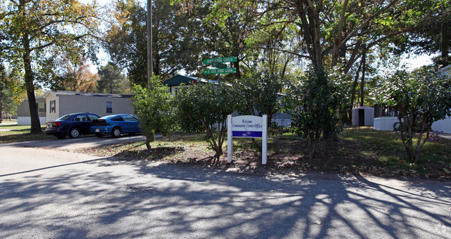 Building Photo - Green Spring Valley
