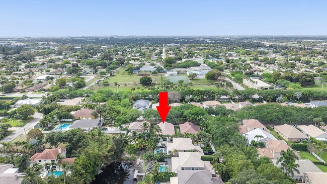 Building Photo - 981 Delray Lakes Dr