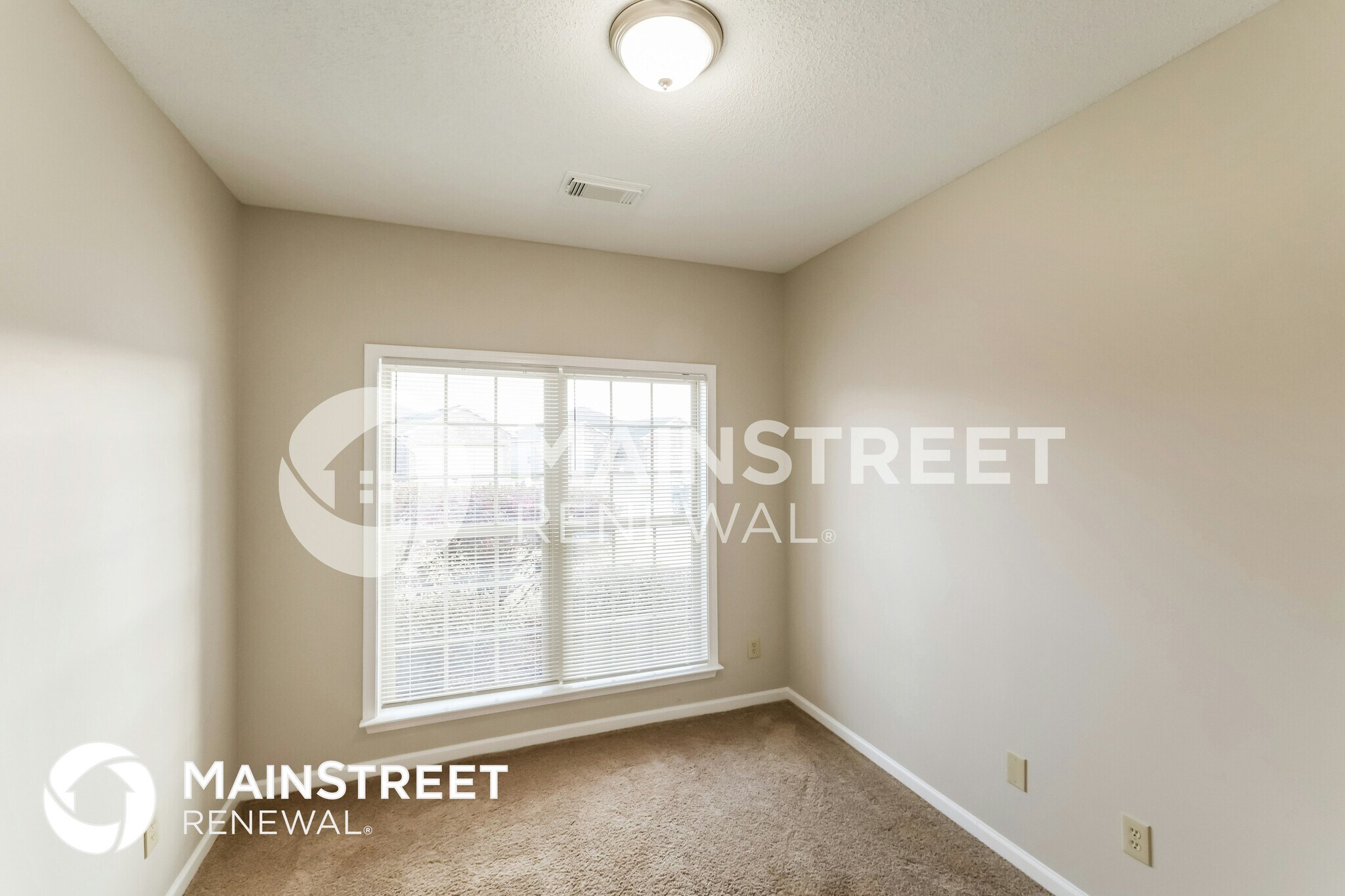 Building Photo - 5024 Easton Ln