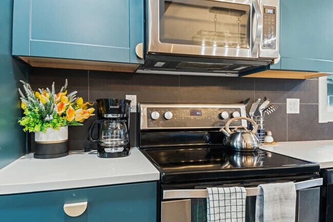 Building Photo - 1419 Fairview Ave