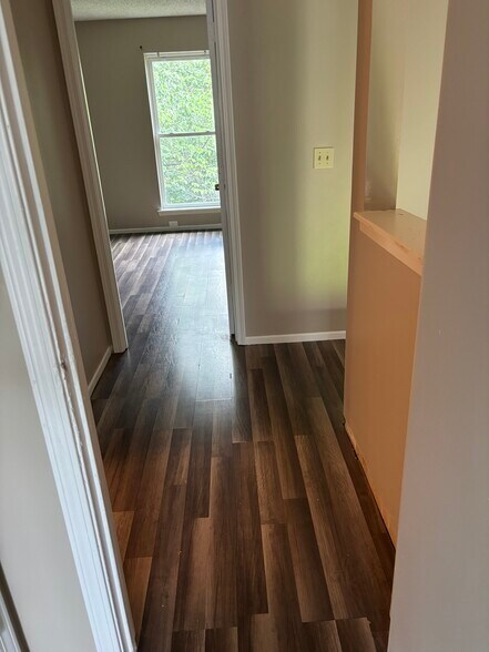 Building Photo - 7608 Long Ave
