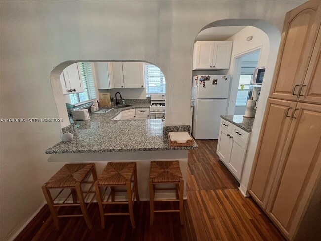 Building Photo - 1425 Madison St