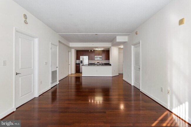 Building Photo - 157 Fleet St