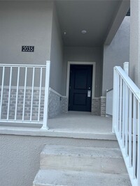 Building Photo - 2035 Stake Out Wy