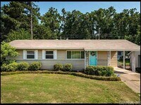 Building Photo - 9910 Brooks Ln