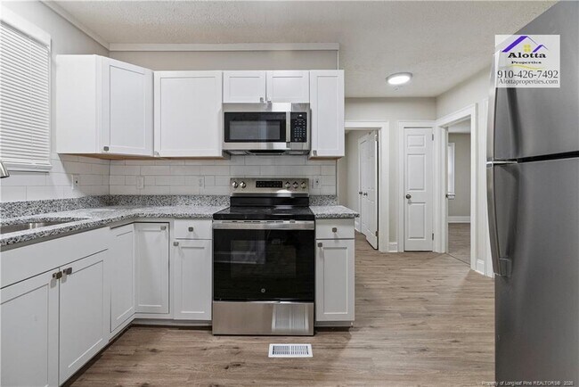 Building Photo - 207 S Windsor Dr