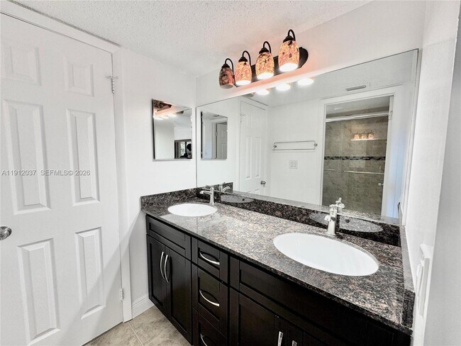 Building Photo - 8632 NW 34th Pl