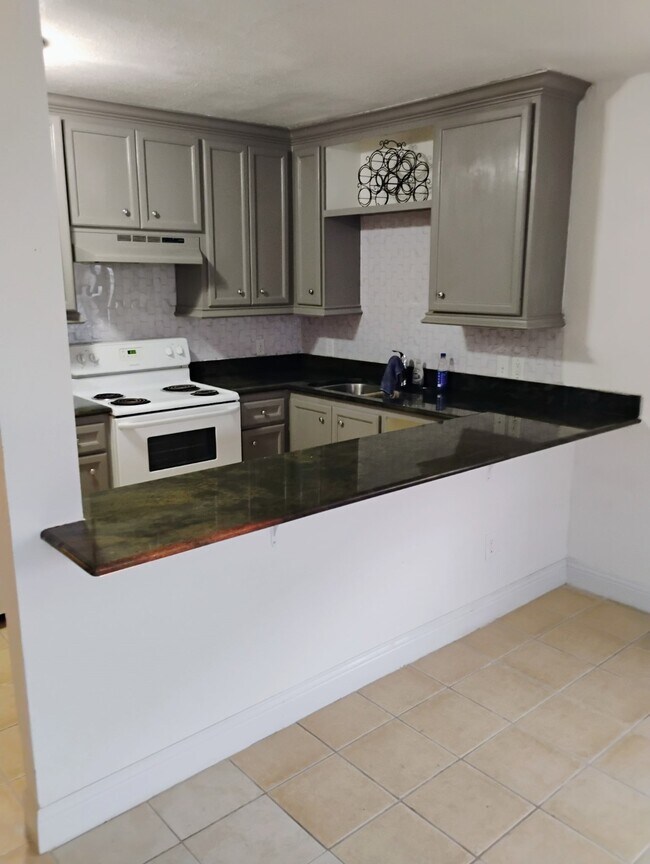 Building Photo - 3002 Market St