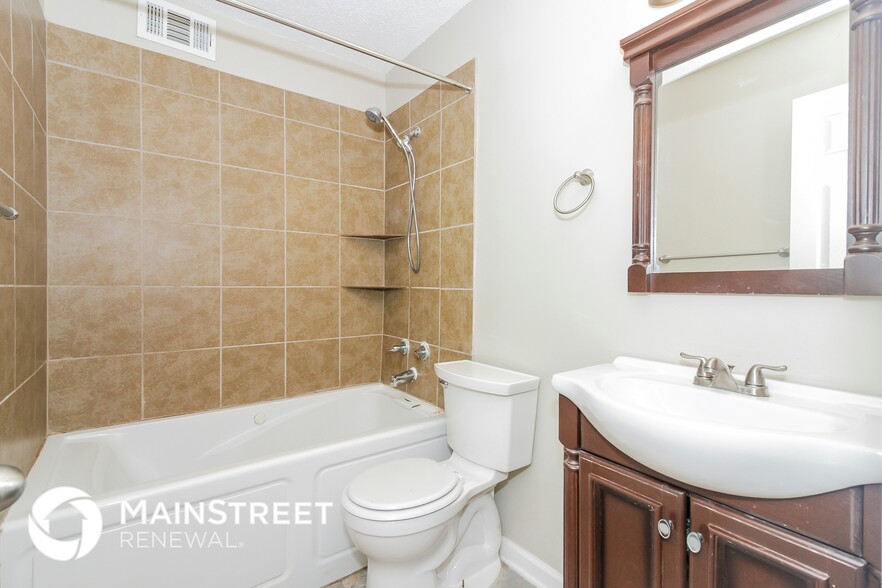 Building Photo - 6625 Santaolina Dr